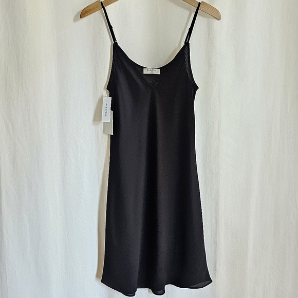 🇨🇦 Aritzia Babaton Noa Dress Black - Picture 3 of 15